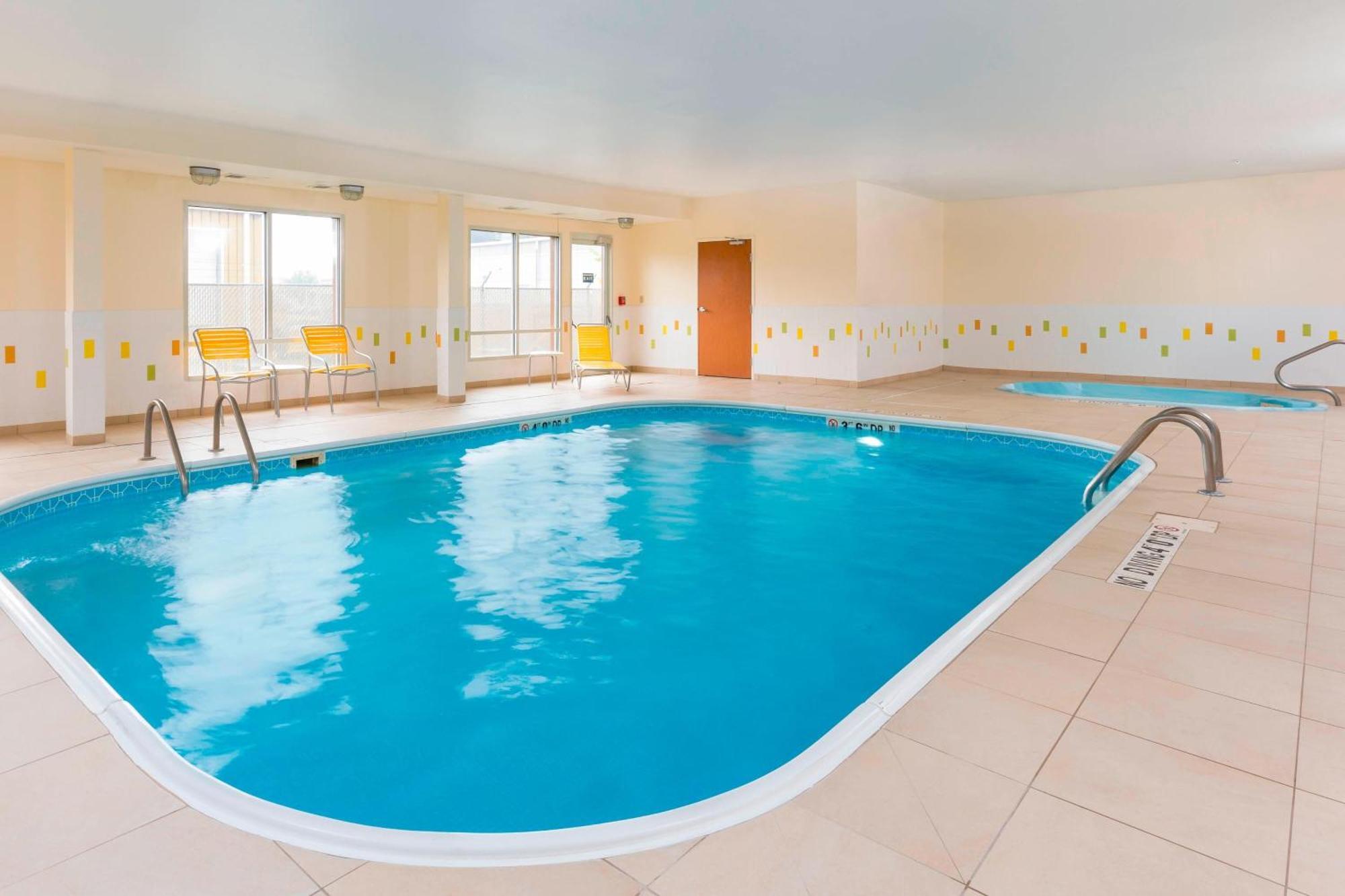 Fairfield Inn & Suites Lincoln Bagian luar foto