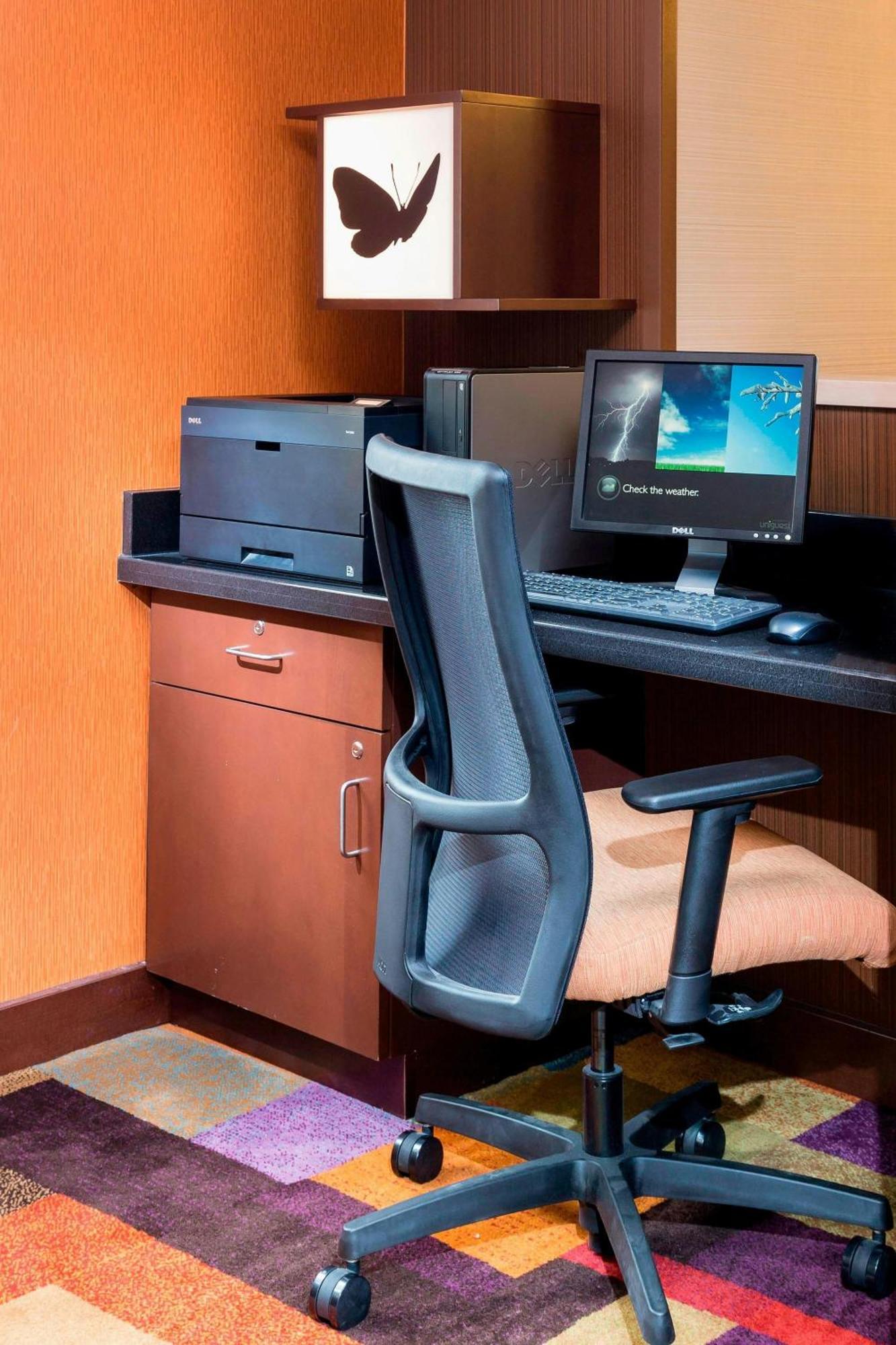Fairfield Inn & Suites Lincoln Bagian luar foto