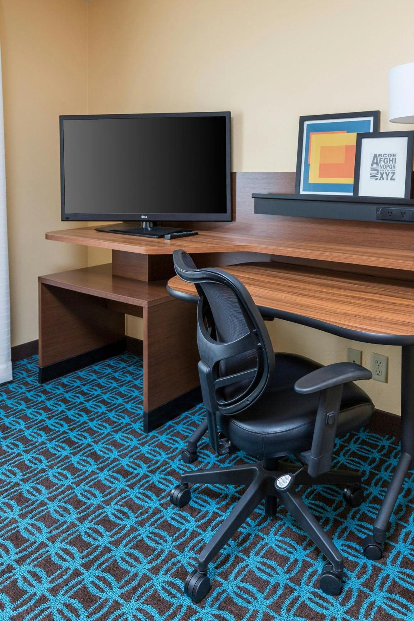 Fairfield Inn & Suites Lincoln Bagian luar foto