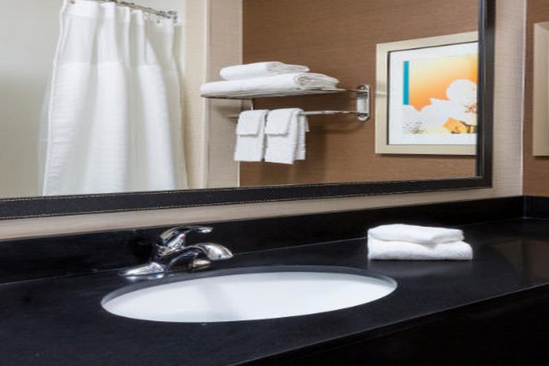 Fairfield Inn & Suites Lincoln Bagian luar foto