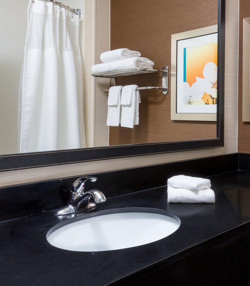 Fairfield Inn & Suites Lincoln Bagian luar foto